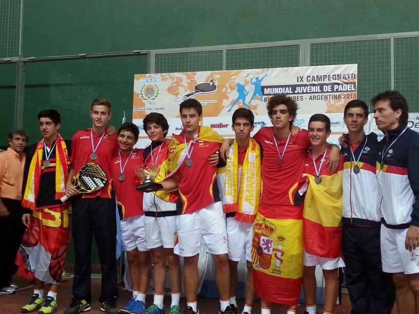 I&ntilde;igo Zaratiegui se proclama subcampe&oacute;n del mundo con la Selecci&oacute;n Espa&ntilde;ola de P&aacute;del